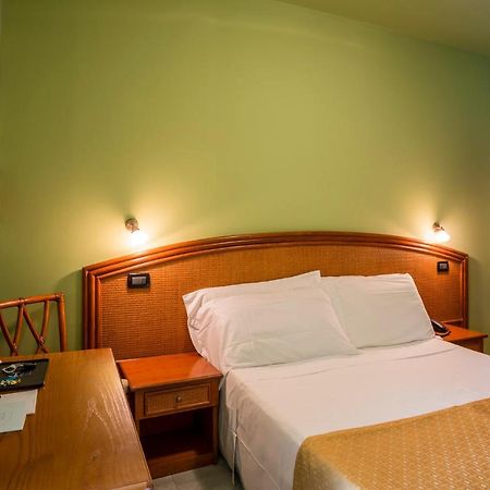 Hotel Ambassador Bibione Extérieur photo