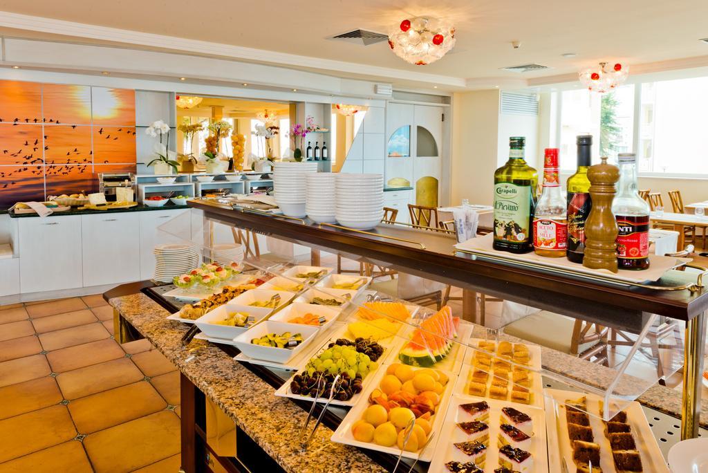 Hotel Ambassador Bibione Extérieur photo